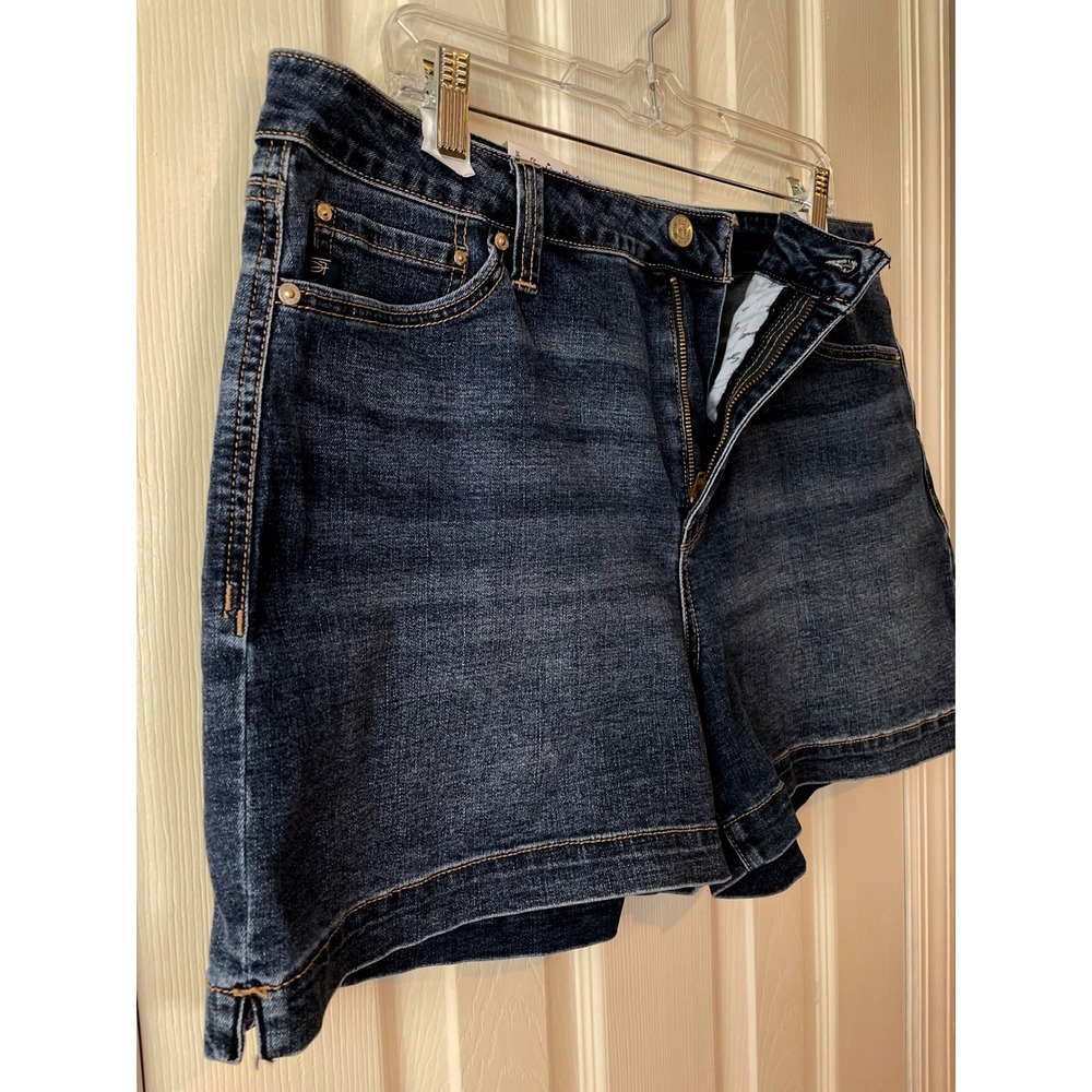 Seven7 High Rise Weekend Short Women's 16 Canyon Blue Clean Hem Plus Size New - Picture 2 of 13